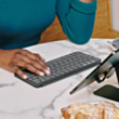 Klaviatura Logitech Keys To Go 2 Graphite BT Universal